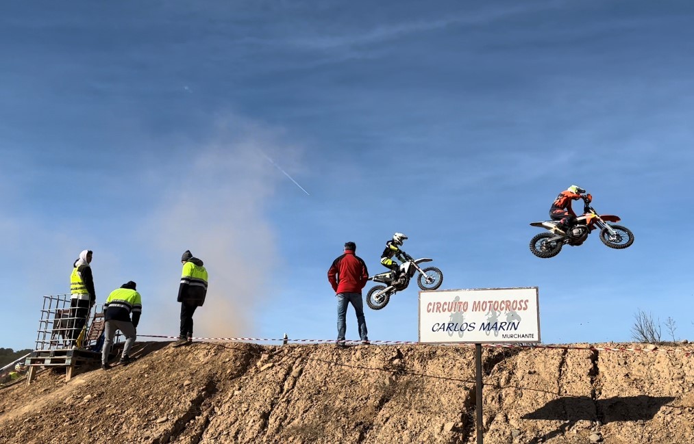 Alex Lasheras y Ion Ander Rodr&iacute;guez, mejores navarros en el Motocross de Murchante